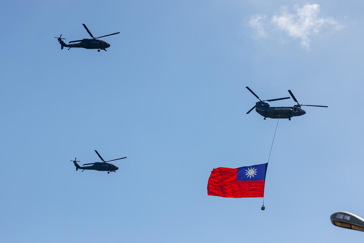 x03 EPA Ritchie B Tongo.jpg