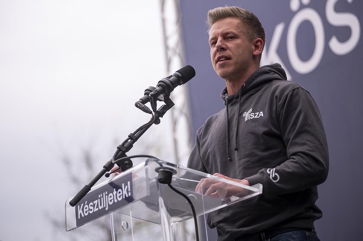 x01 AP Zoltan Balogh.jpg