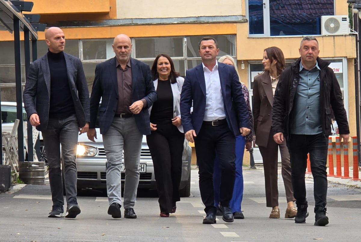 WhatsApp Image 2025-10-12 at 10.42.33_c853663d.jpg