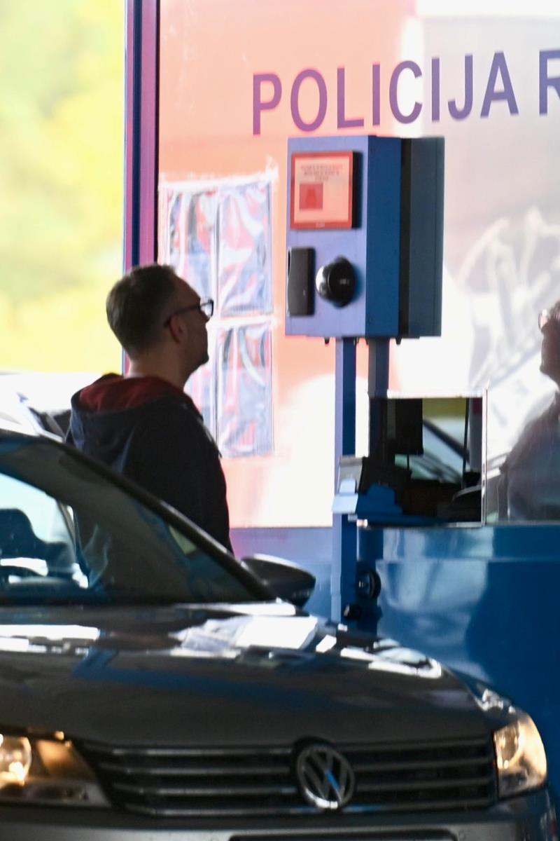 EES granica  granični prelaz pasoš otisci prtstiju (4).jpeg