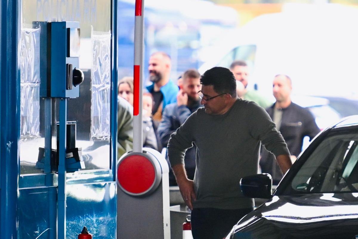 WhatsApp Image 2025-10-12 at 14.26.55.jpeg