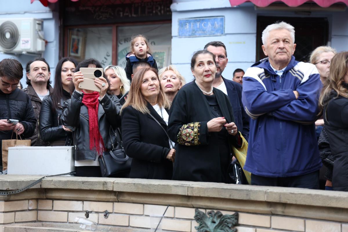 Halid Bešlić (28).jpeg