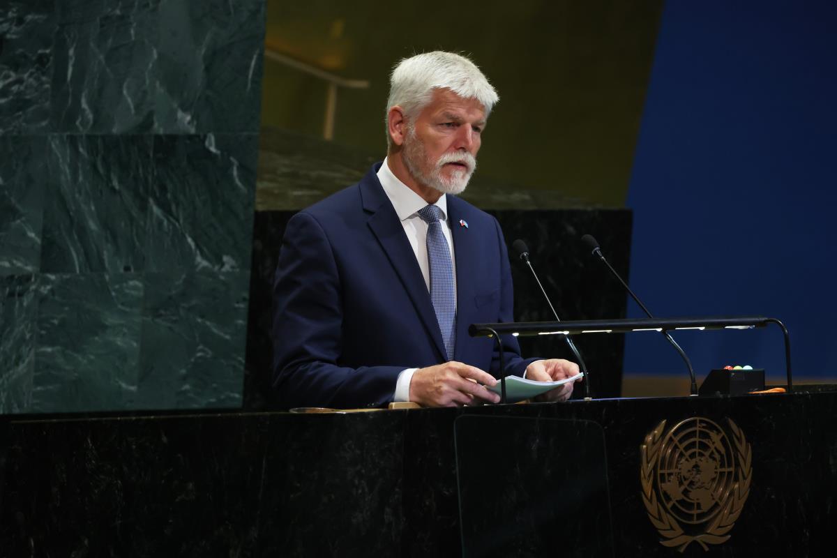 x01 AP Heather Khalifa.jpg