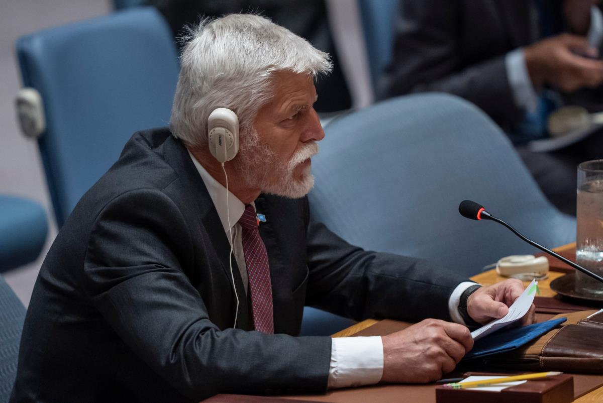 x01 AP Yuki Iwamura.jpg