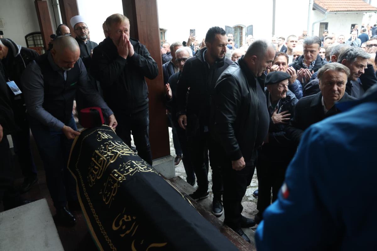 WhatsApp Image 2025-10-13 at 13.11.25.jpeg