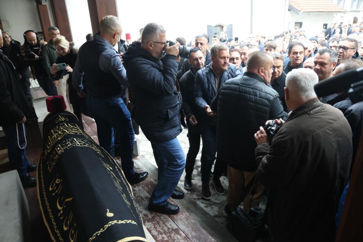 WhatsApp Image 2025-10-13 at 13.11.24.jpeg