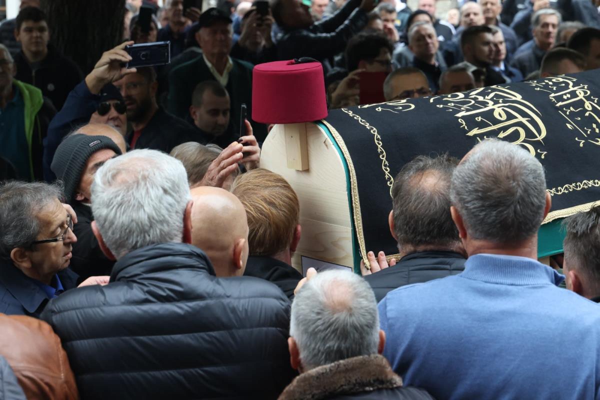 WhatsApp Image 2025-10-13 at 13.11.21.jpeg