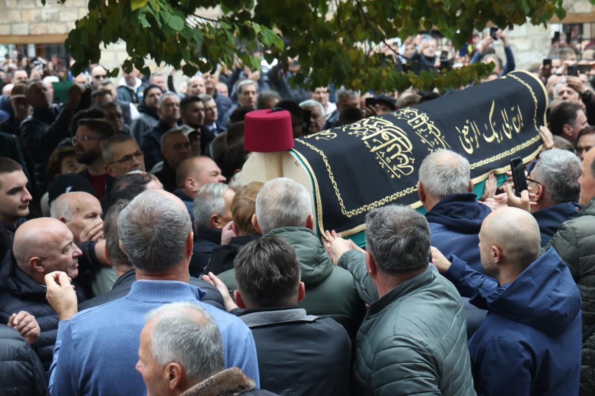 WhatsApp Image 2025-10-13 at 13.10.48 (2).jpeg