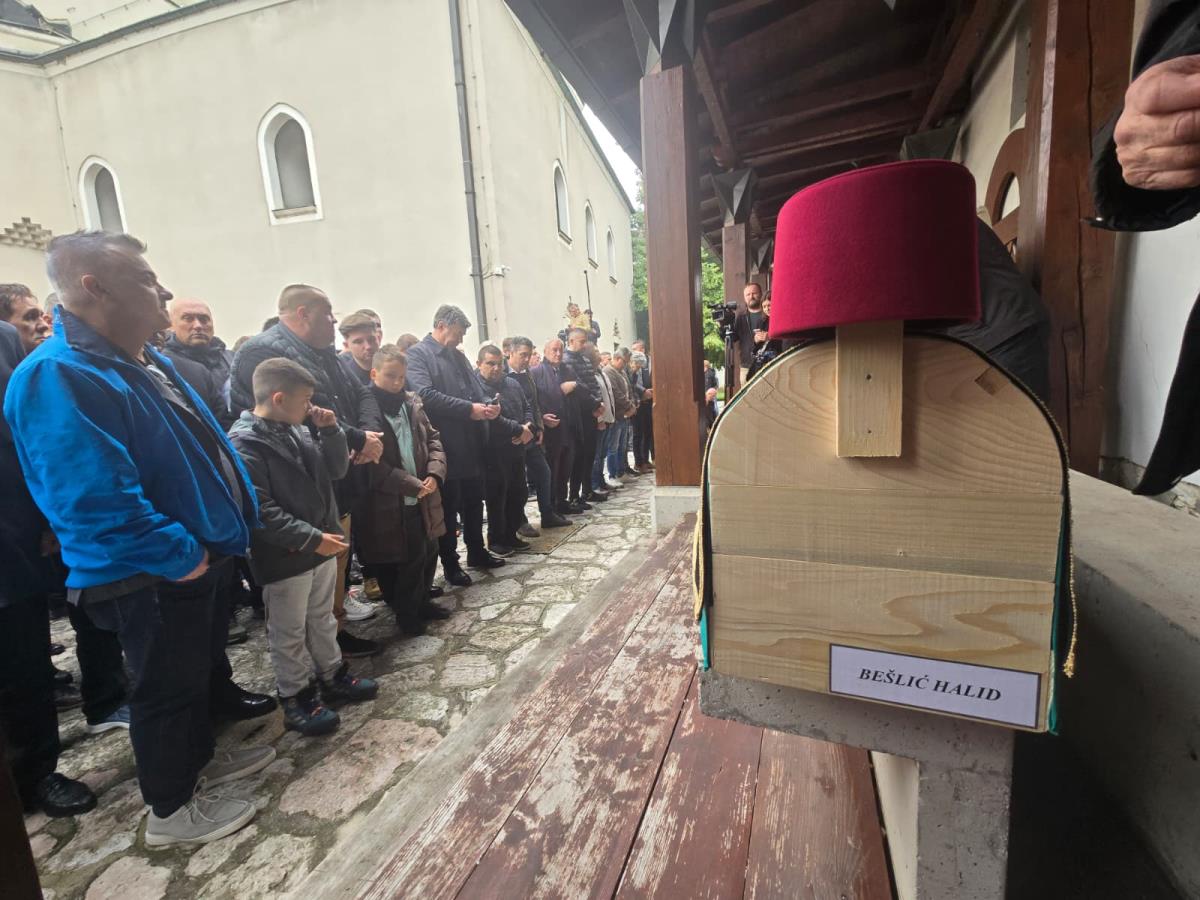 WhatsApp Image 2025-10-13 at 13.10.46.jpeg