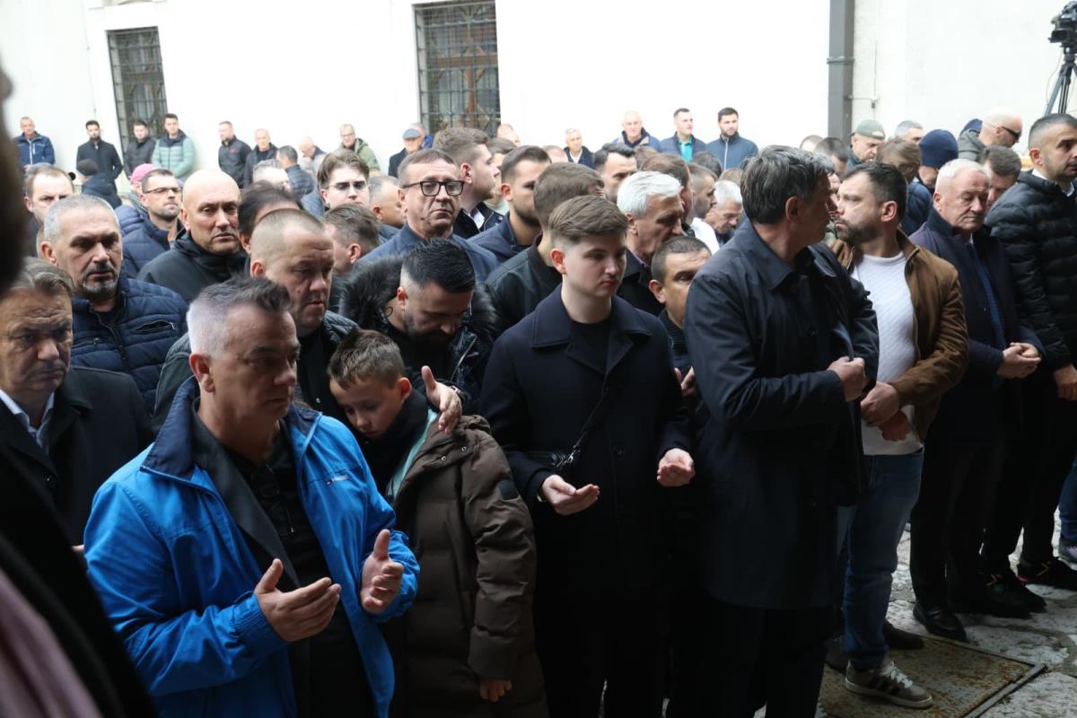 WhatsApp Image 2025-10-13 at 13.10.45.jpeg