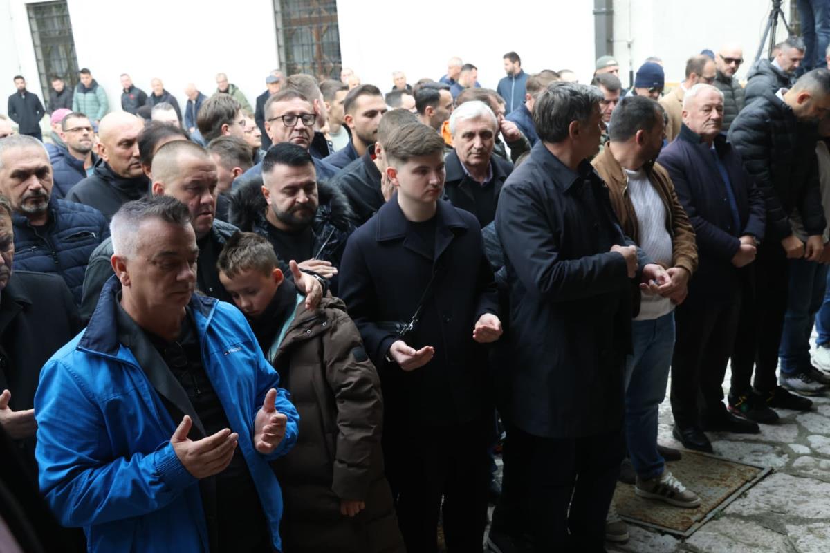 WhatsApp Image 2025-10-13 at 13.10.44.jpeg