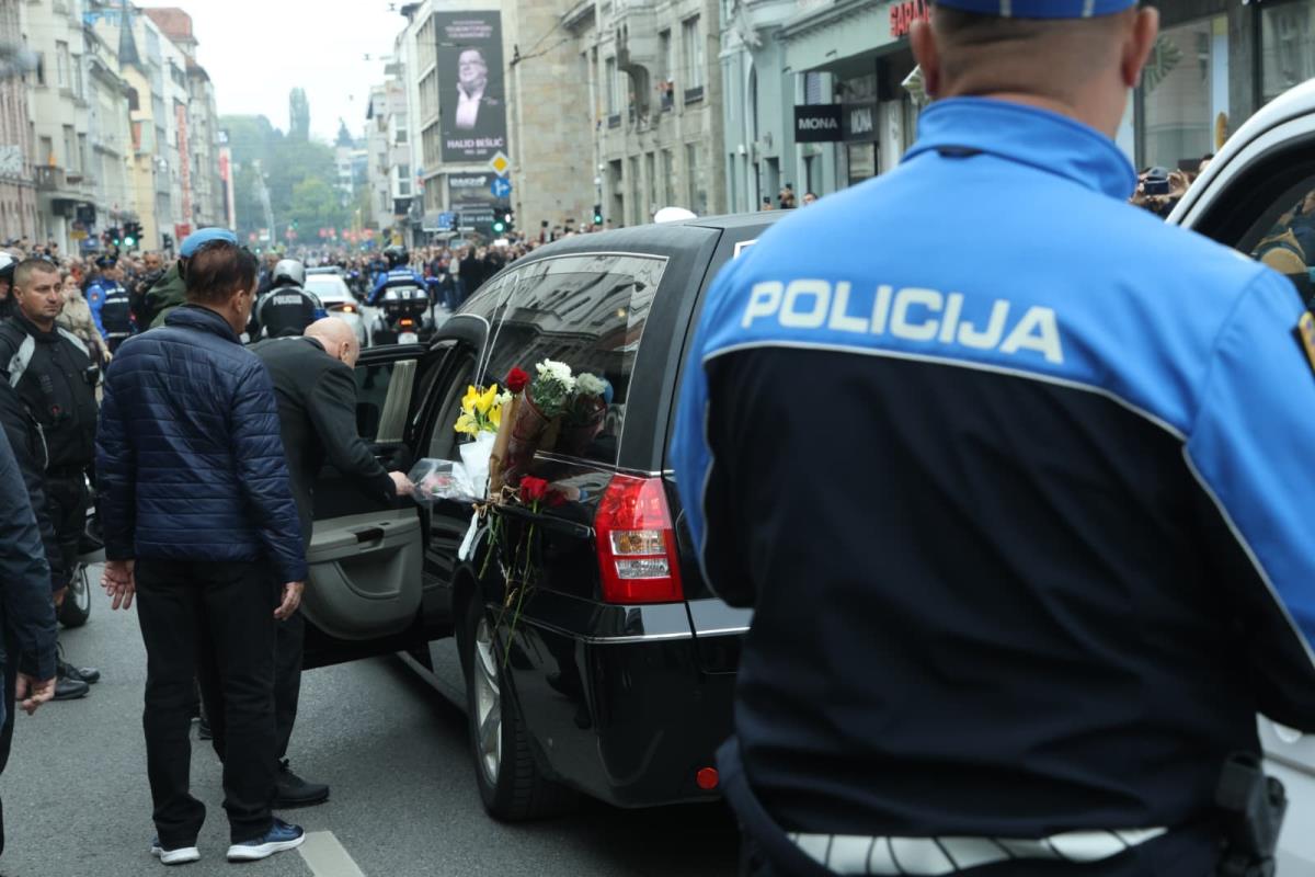 WhatsApp Image 2025-10-13 at 14.24.15.jpeg