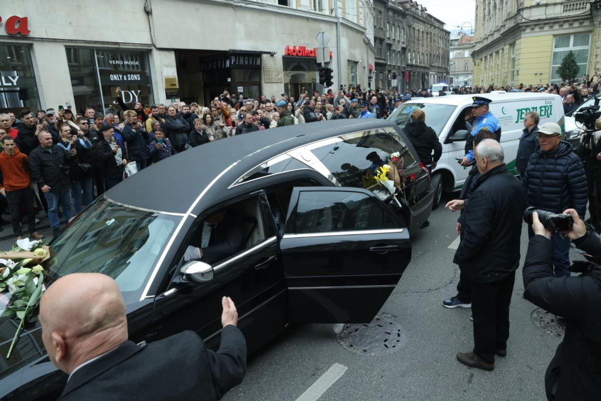 WhatsApp Image 2025-10-13 at 14.24.03.jpeg