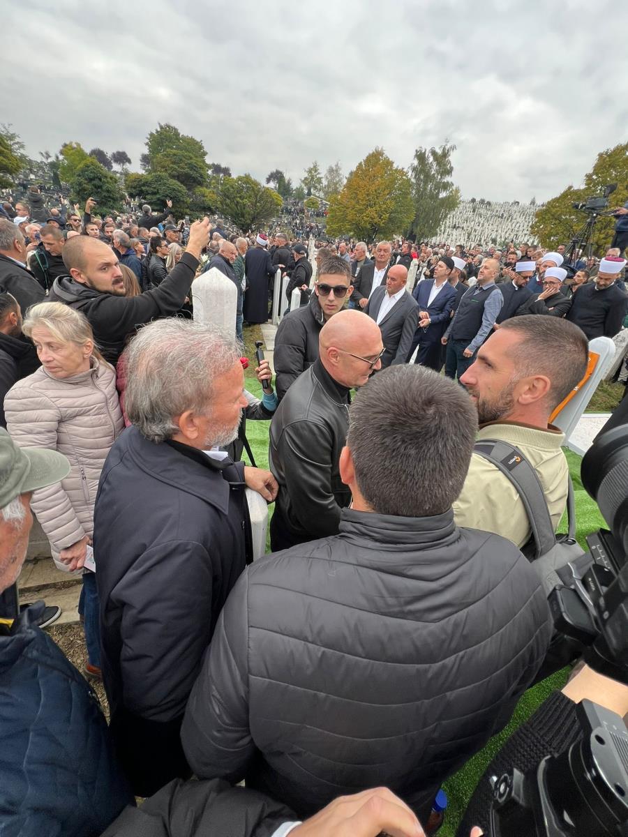 WhatsApp Image 2025-10-13 at 15.11.44.jpeg