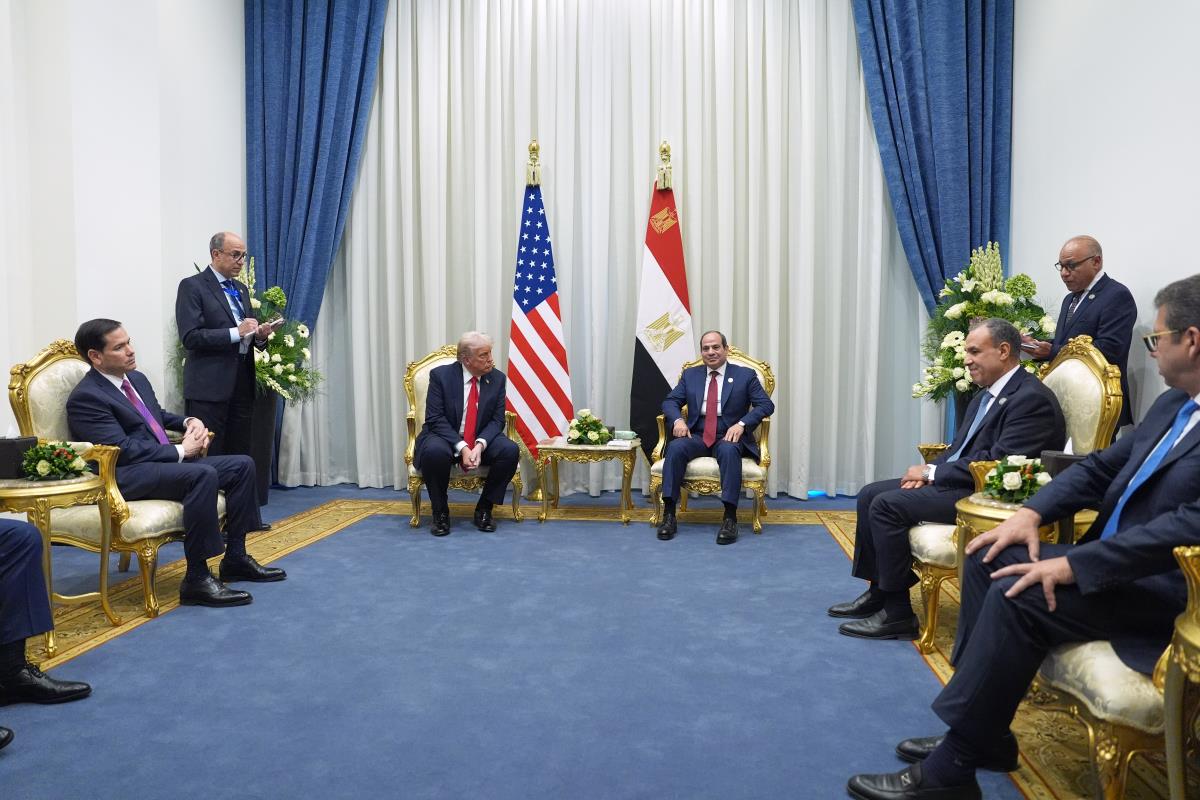 104 AP Evan Vucci.jpg