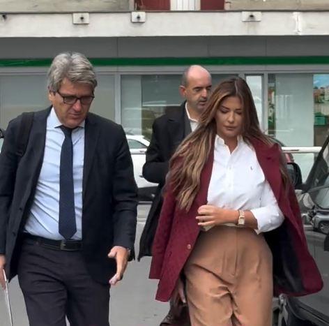 ANA RADULOVIĆ NA SUDU SA IVANOM MARINOVIĆEM Tužila ga za uvrede i klevete, a sad otkrila da li je priznao krivicu!
