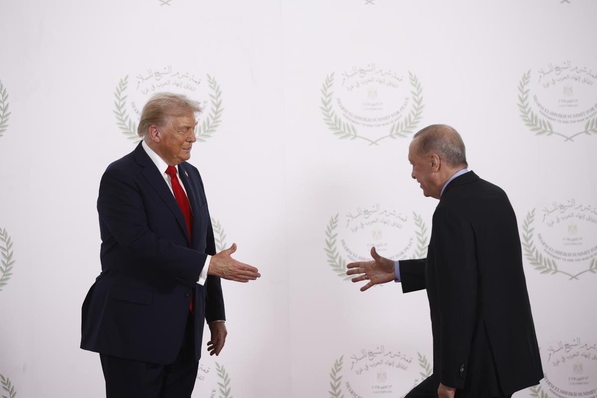 trump EPA Yoan Valat  Pool.jpg