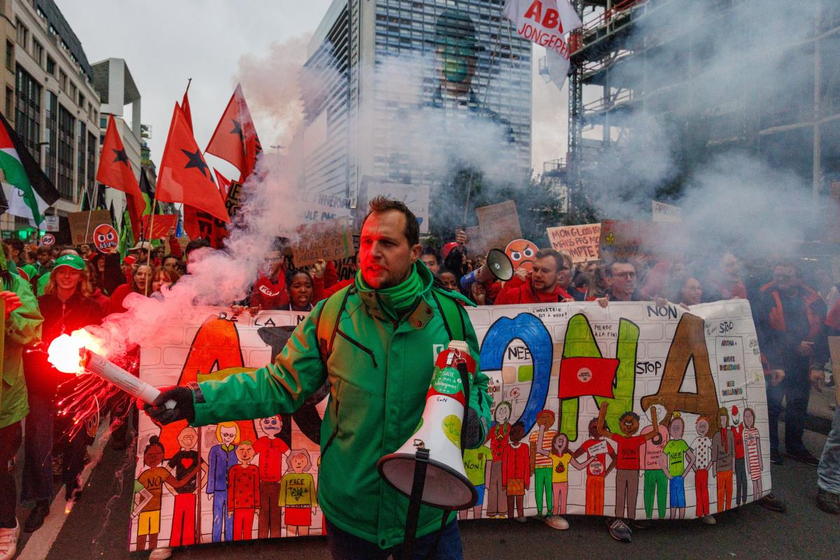 brisel EPA Olivier Matthys.jpg