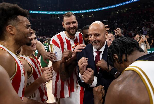 Saša Obradović na utakmici protiv Žalgirisa