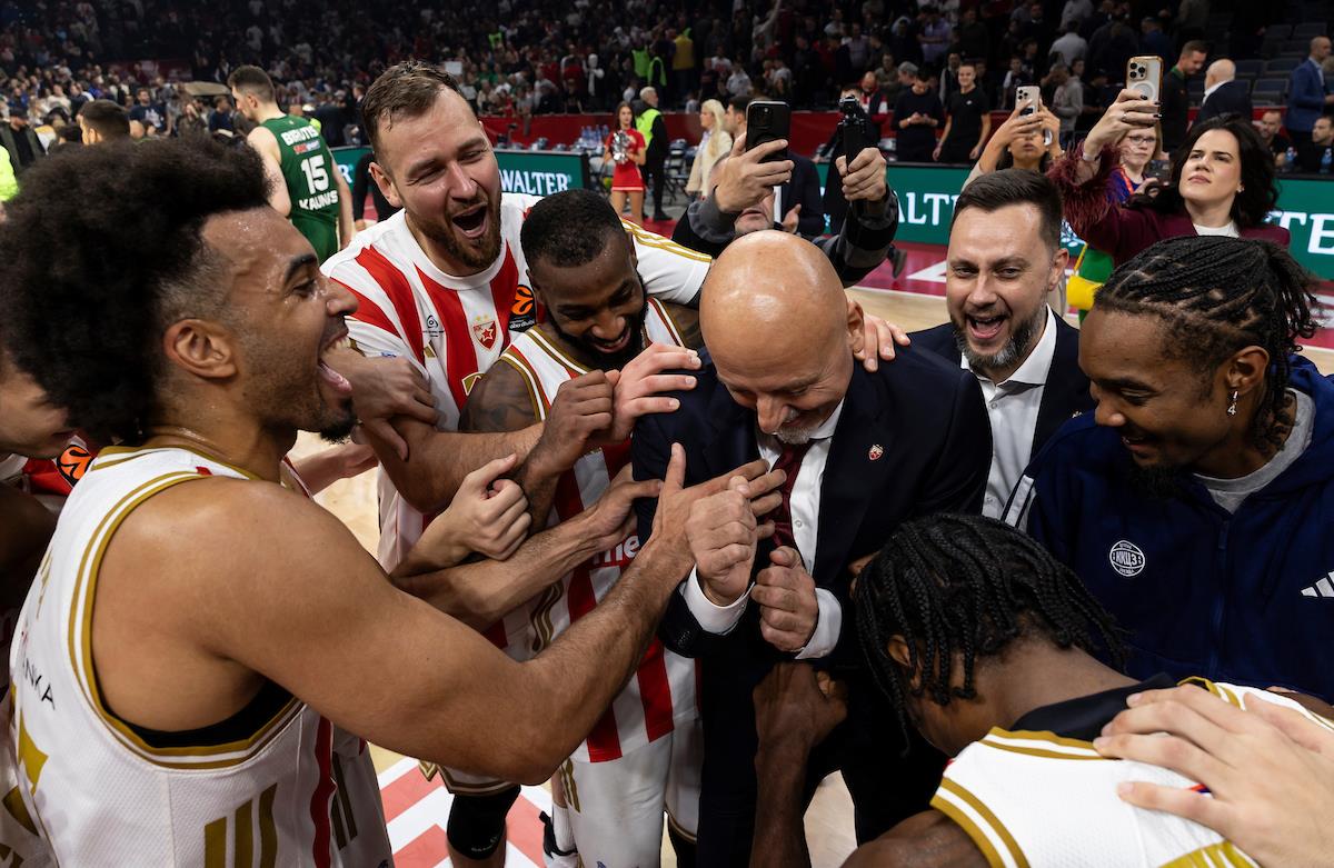 Saša Obradović na utakmici protiv Žalgirisa