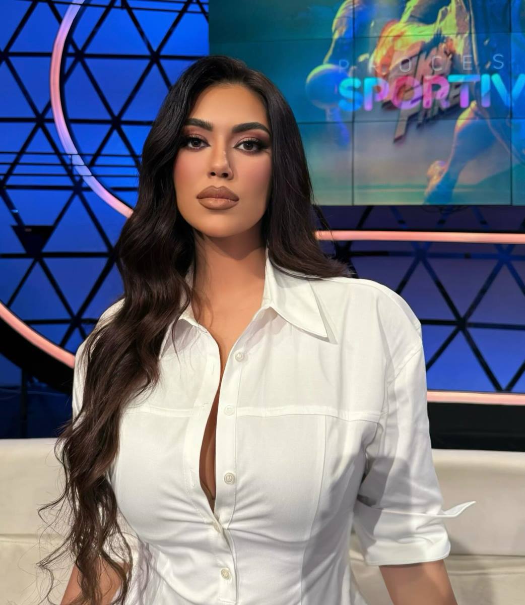 Alesija Bami u TV studiju