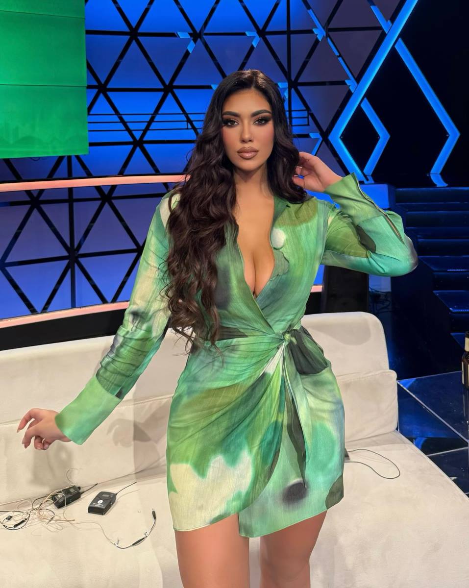 Alesija Bami atraktivna TV voditeljka