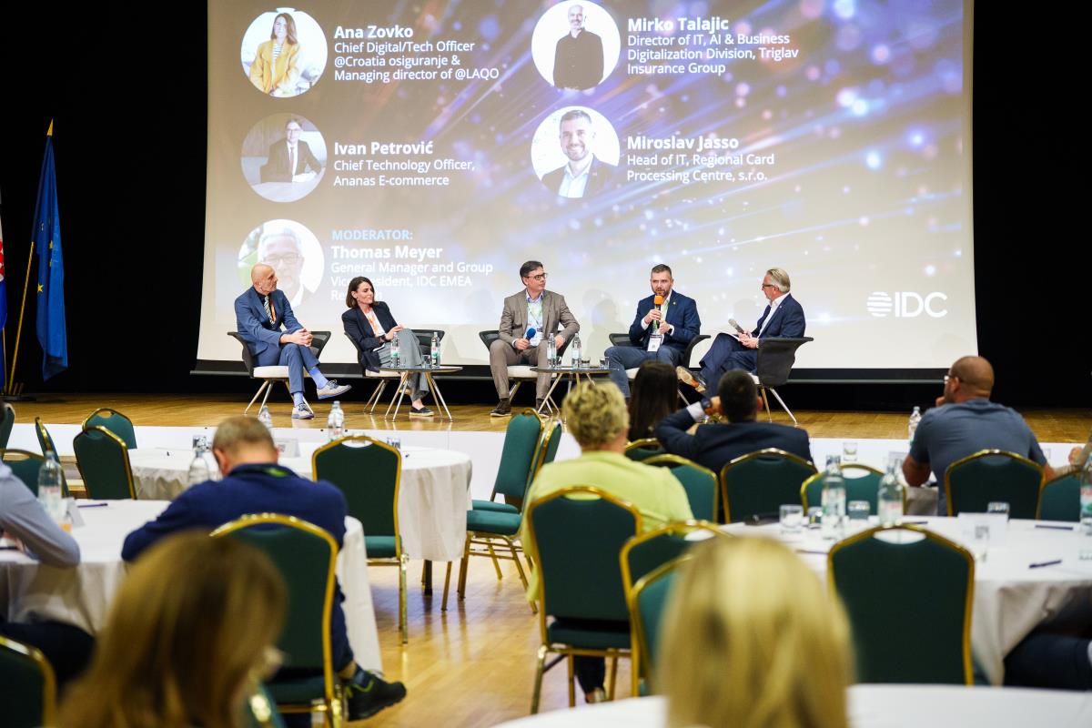 IDCCIOSummit-384.jpg