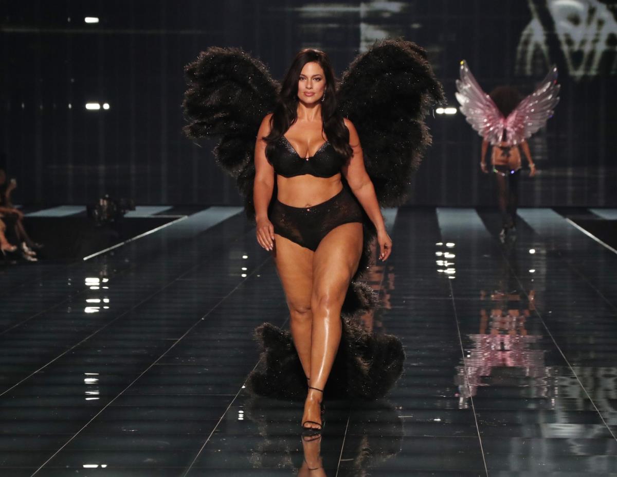 Ešli Grejem, Viktorija Sikret