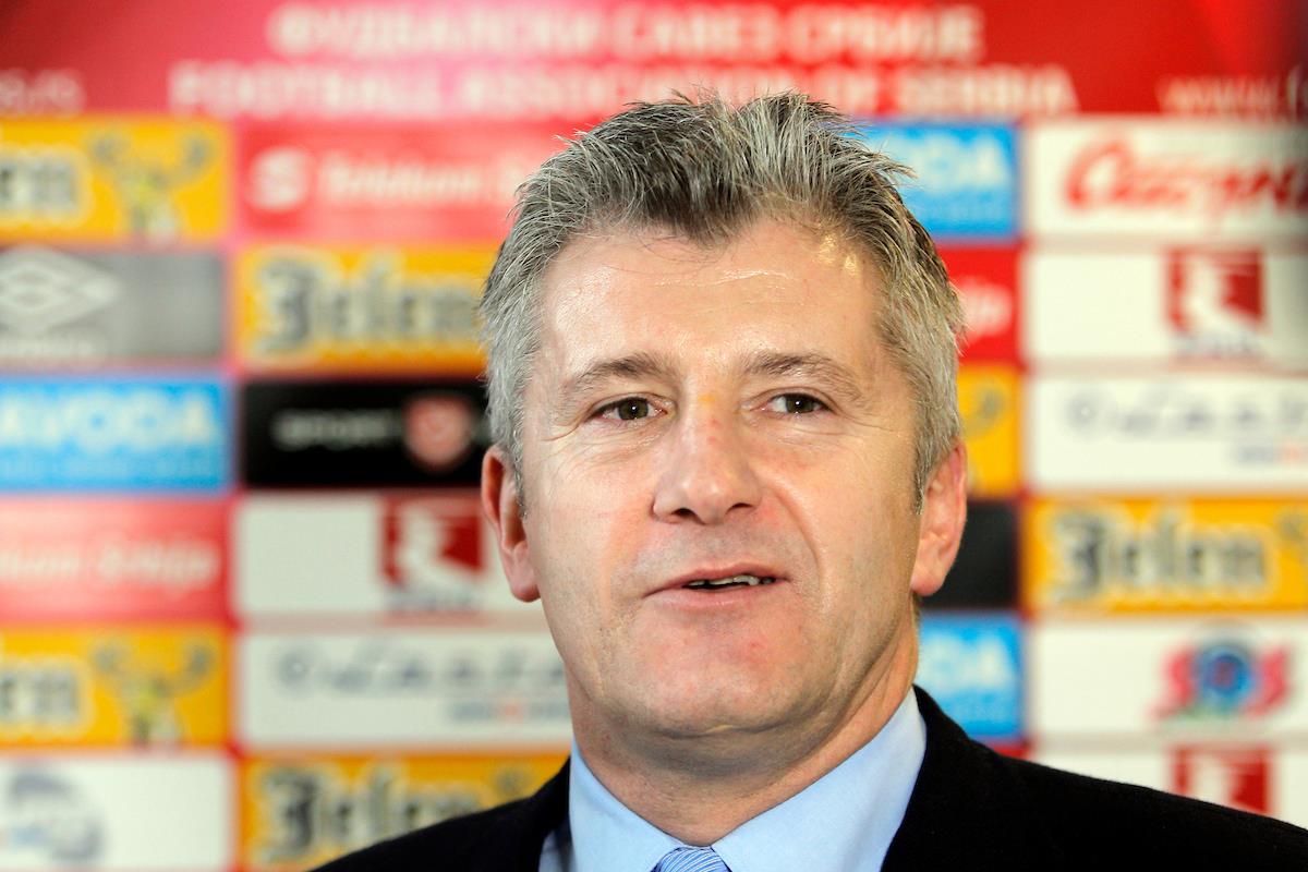 Davor Šuker u prostorijama Srpskog fudbalskog saveza u Staroj Pazovi