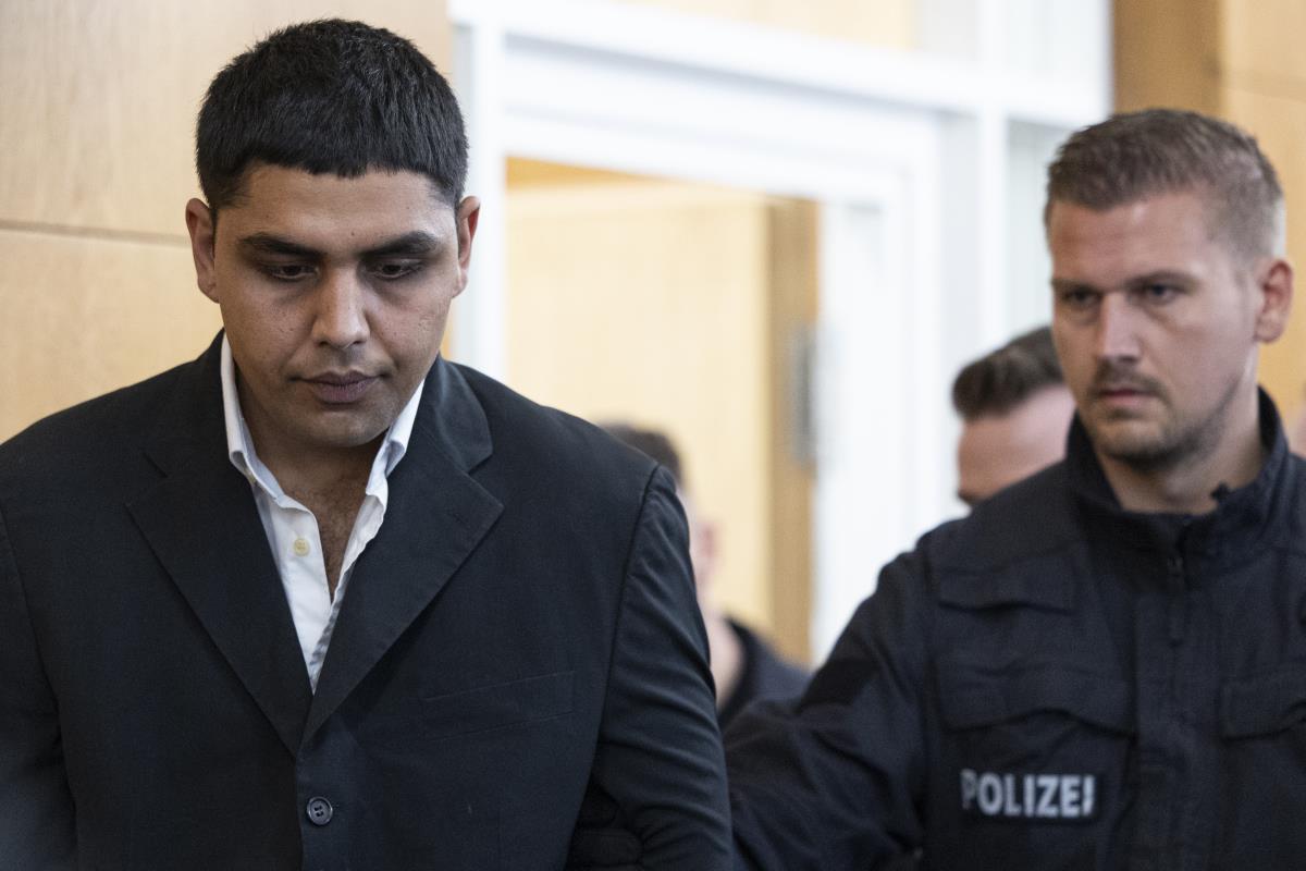 X03 EPA Hannes P Albert.jpg