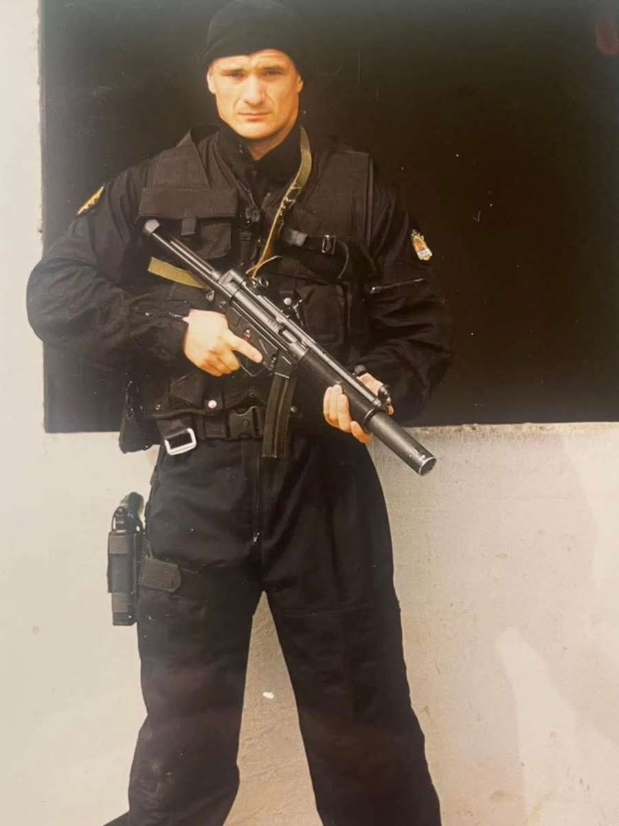 Mirko Filipović kao policajac