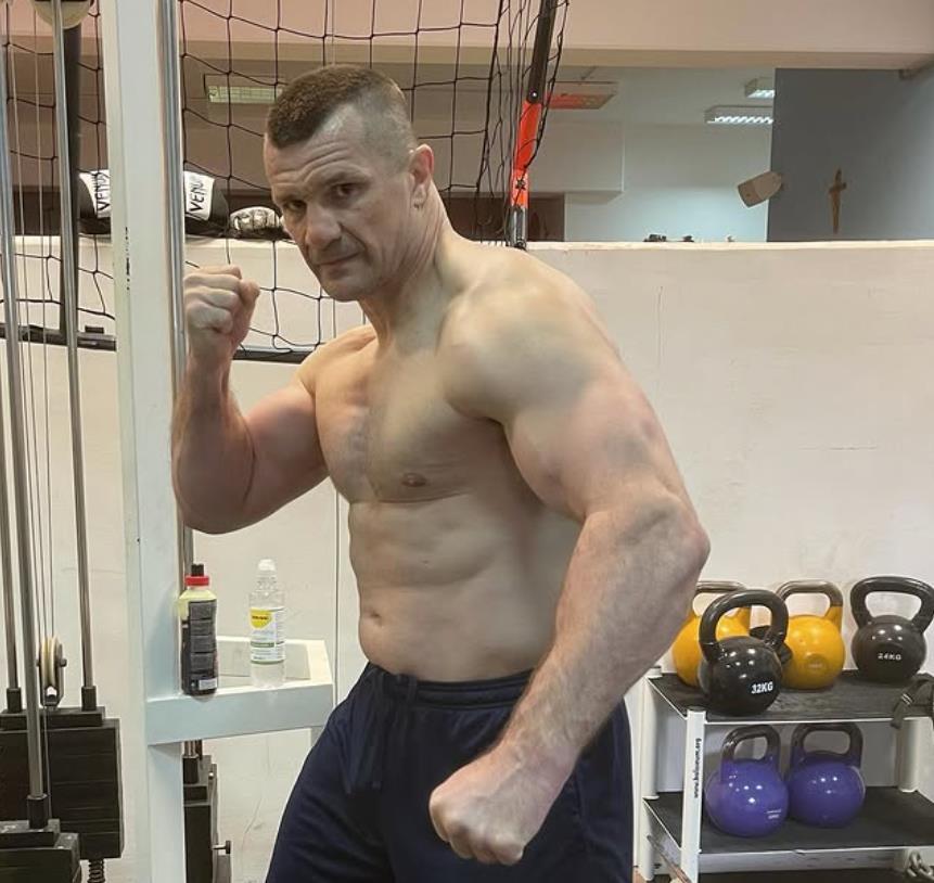 Mirko Filipović u teretani