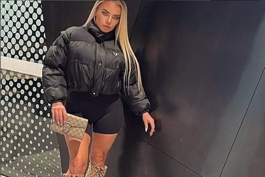 d30196c2c47bfab419c86126f7b7b308 copy.jpg