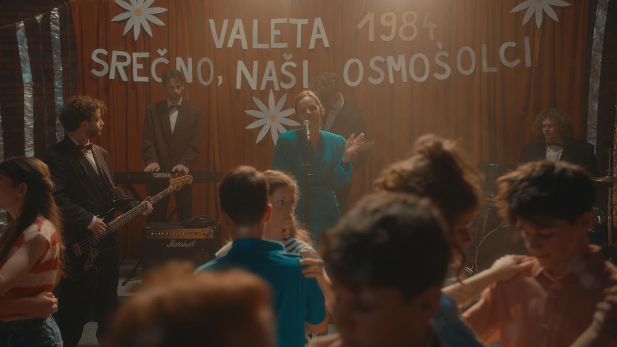 Kadar iz filma Belo se pere na devedeset (4).jpg