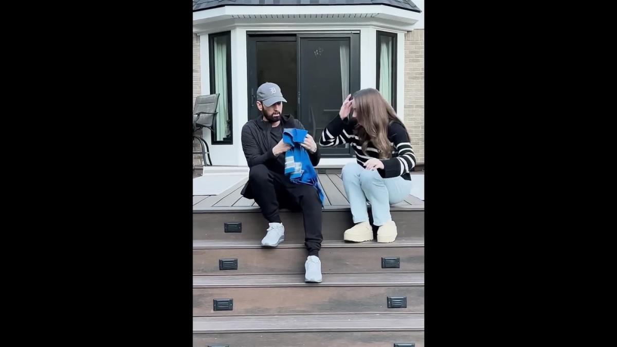 Eminem posvetio ćerki emotivni video