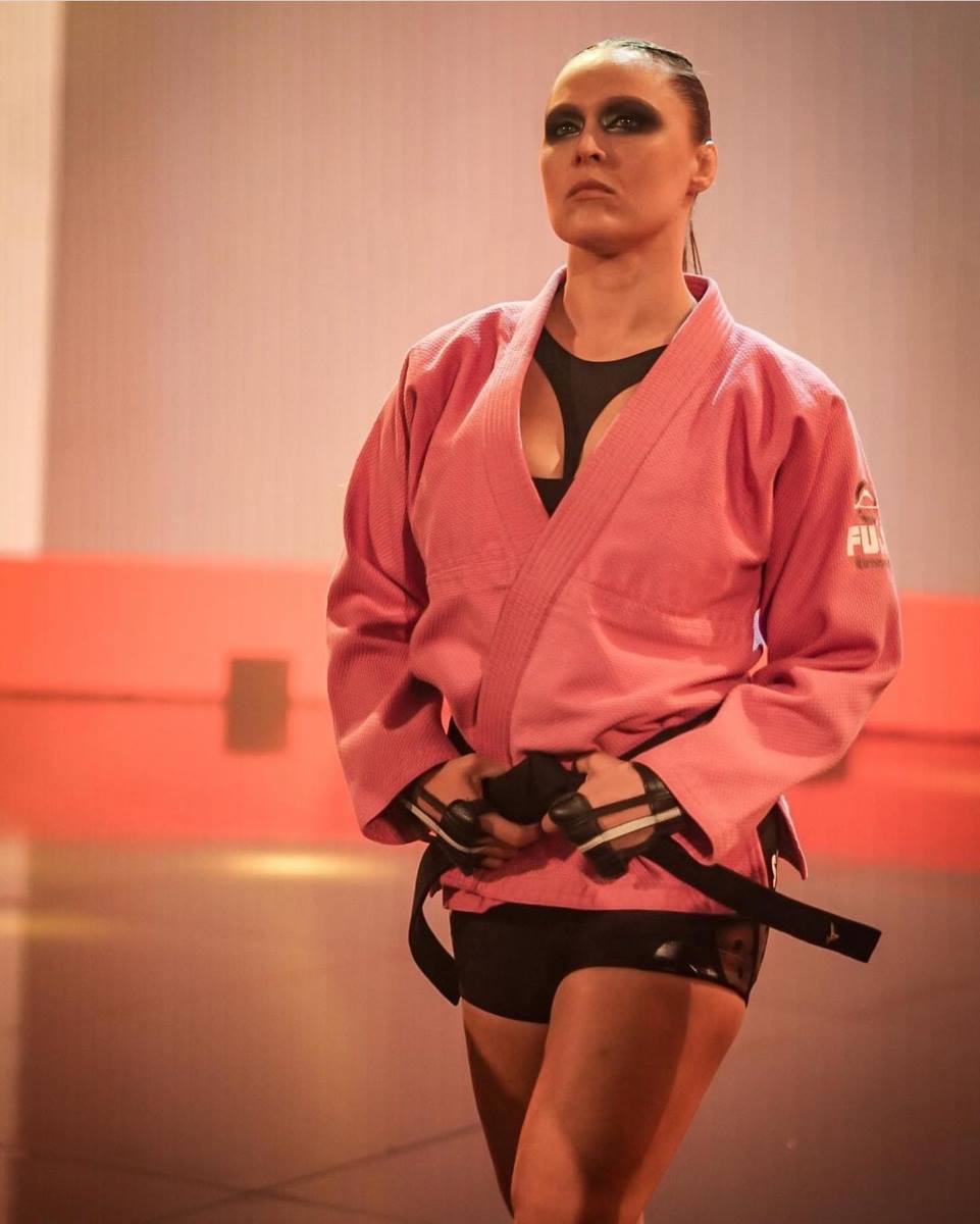 Ronda Rauzi pred borbu