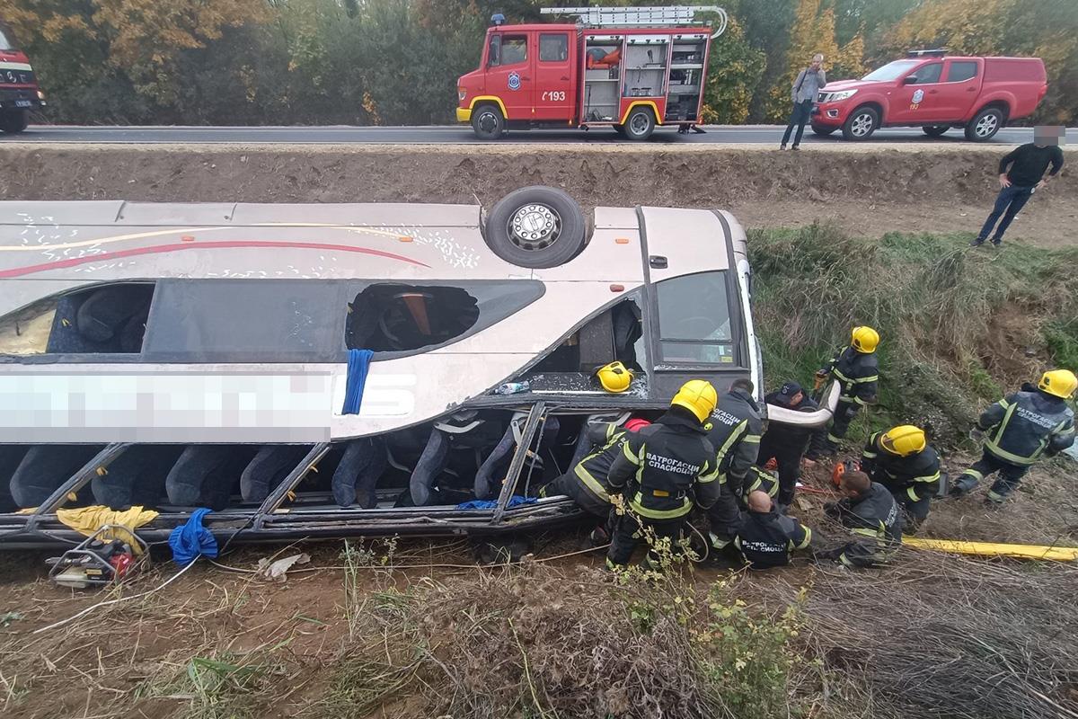 saobraćajna nesreća Sremska Mitrovica autobus (5).jpg