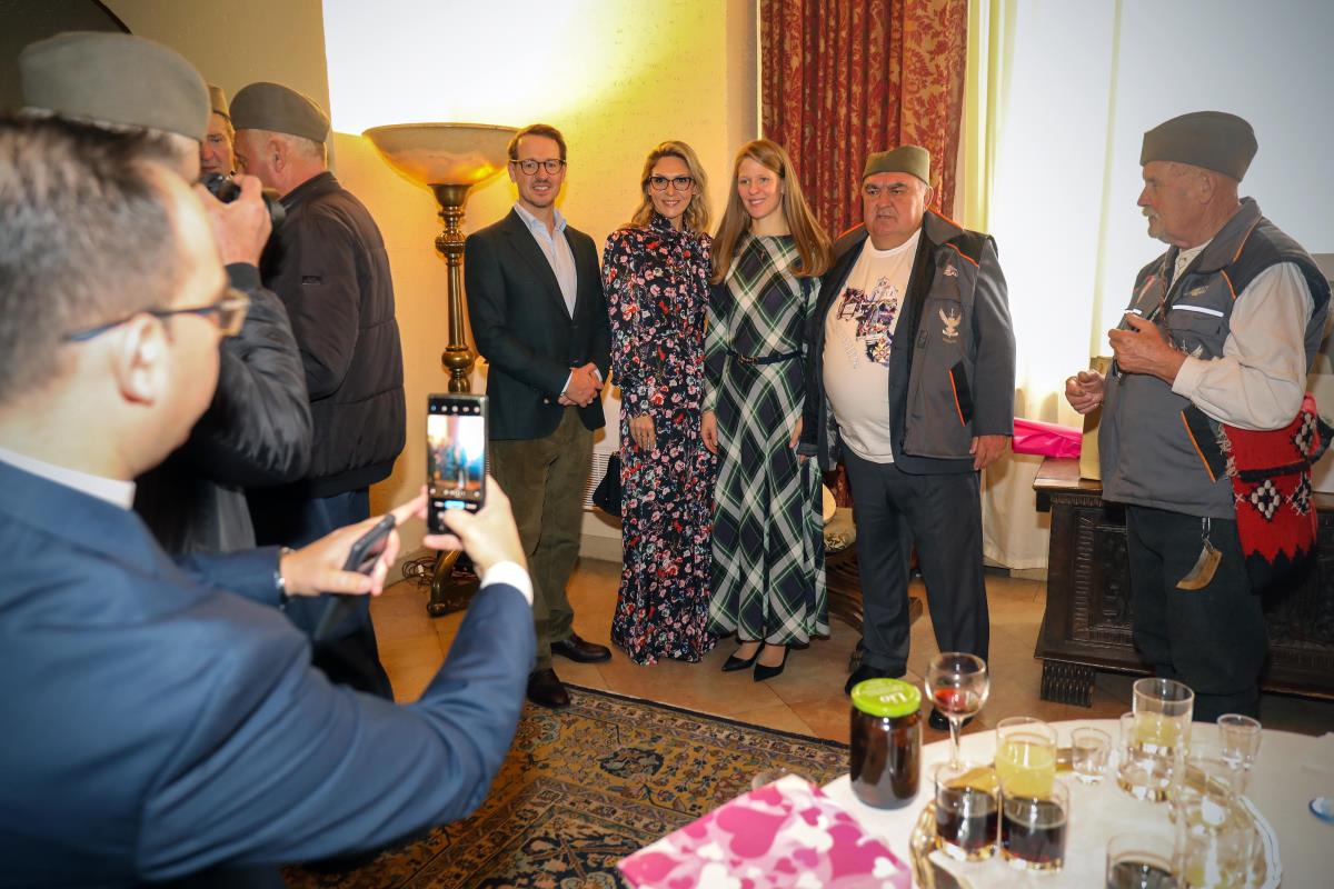 Beli dvor, Gvozdeni puk i Igrište (58).jpg