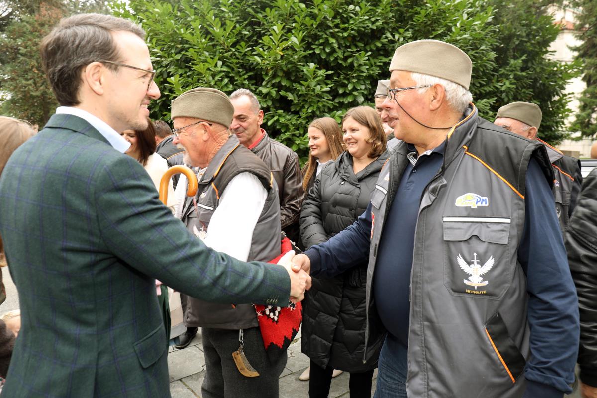 Beli dvor, Gvozdeni puk i Igrište (65).jpg