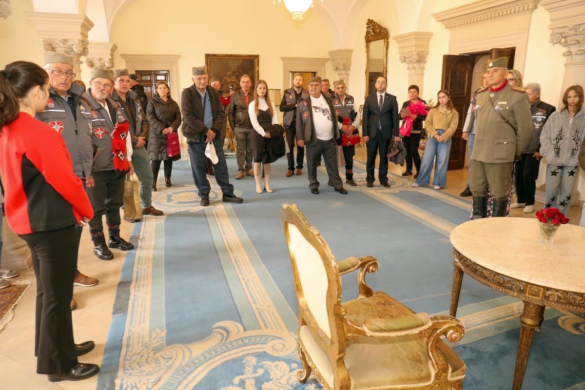 Beli dvor, Gvozdeni puk i Igrište (10).jpg