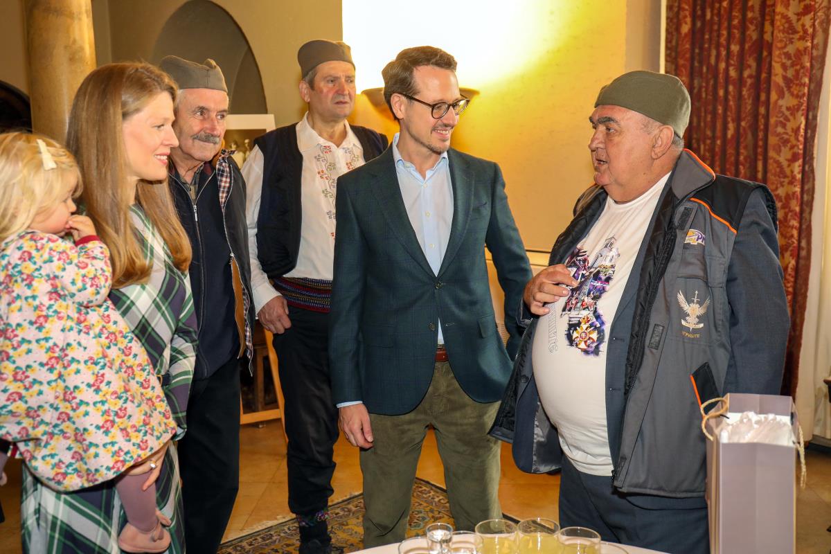 Beli dvor, Gvozdeni puk i Igrište (20).jpg