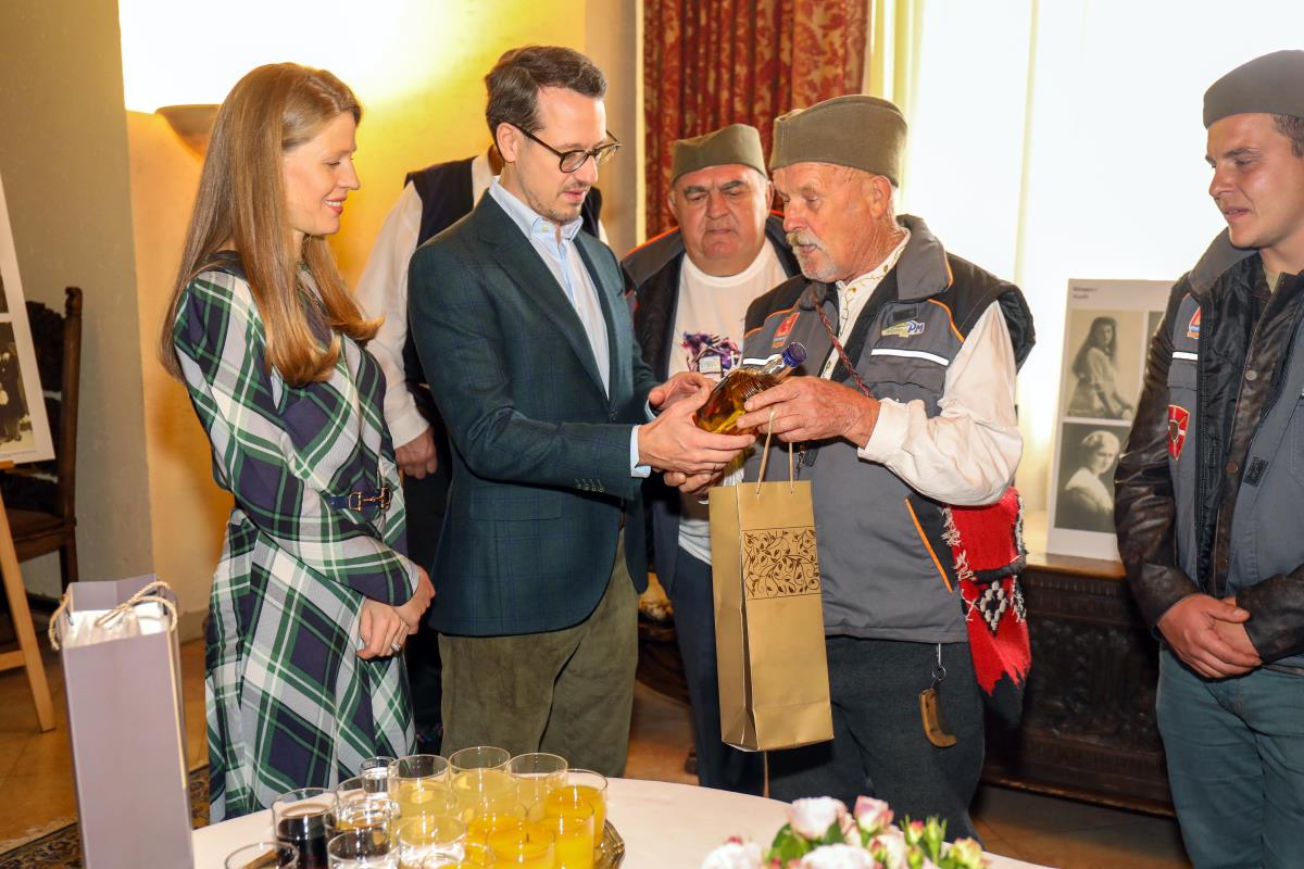 Beli dvor, Gvozdeni puk i Igrište (21).jpg