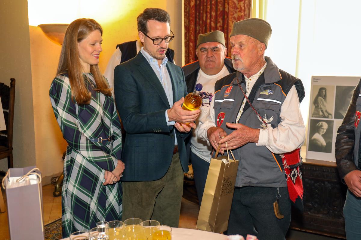 Beli dvor, Gvozdeni puk i Igrište (22).jpg