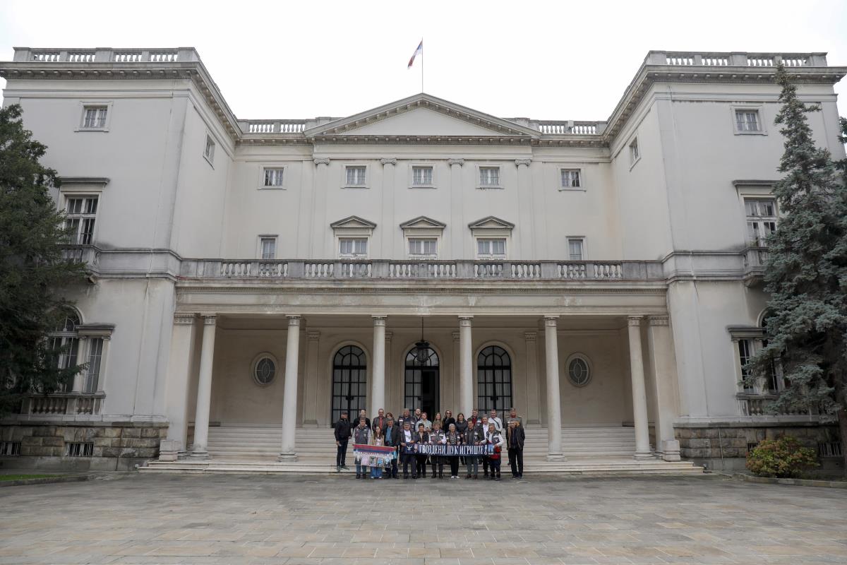 Beli dvor, Gvozdeni puk i Igrište (1).jpg