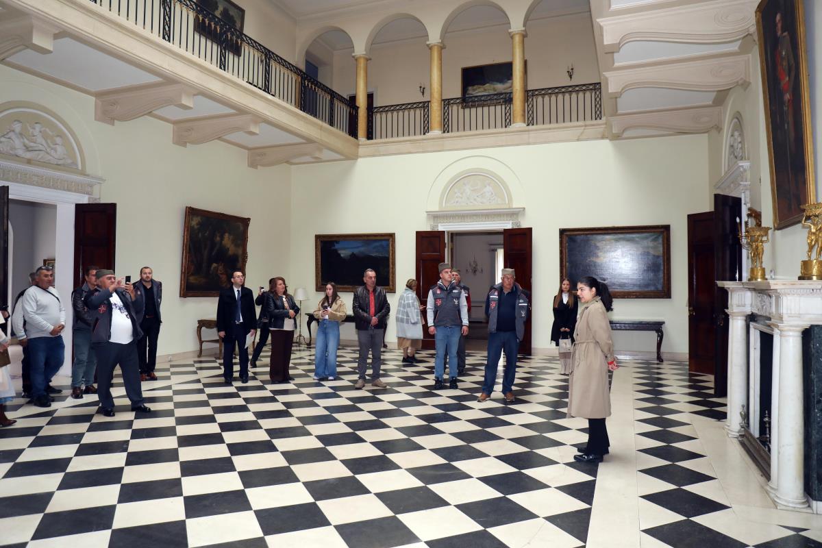 Beli dvor, Gvozdeni puk i Igrište (4).jpg