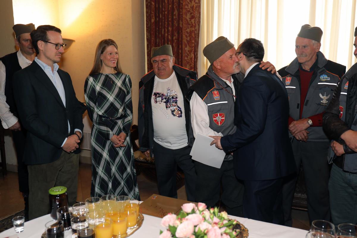 Beli dvor, Gvozdeni puk i Igrište (31).jpg