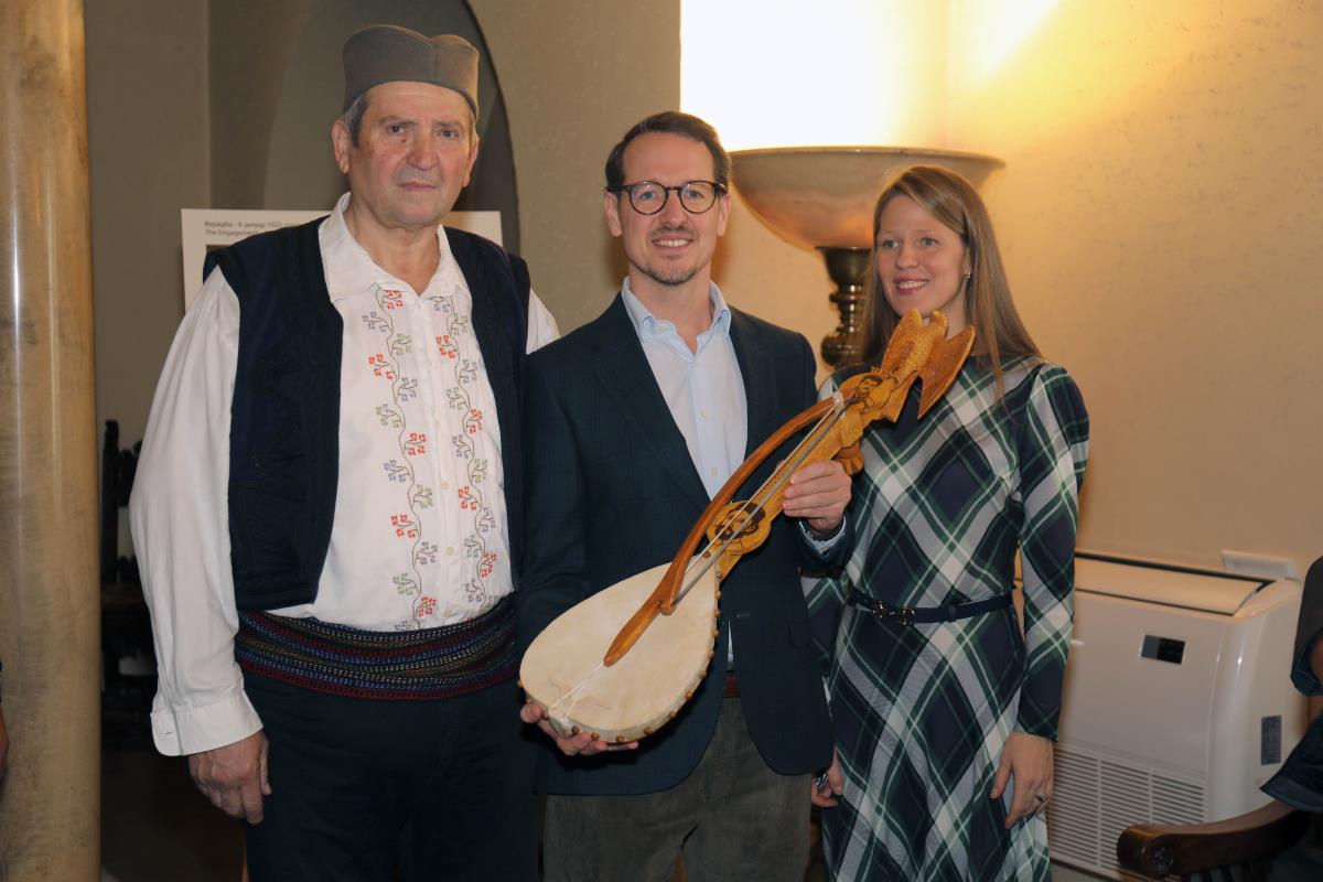 Beli dvor, Gvozdeni puk i Igrište (38).jpg