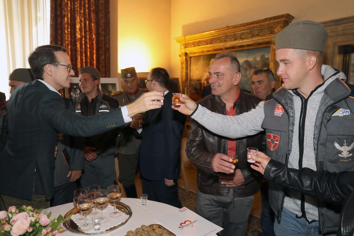 Beli dvor, Gvozdeni puk i Igrište (47).jpg