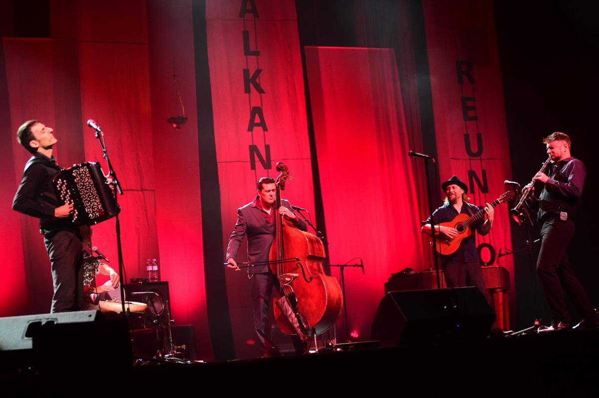 Barcelona Gipsy balKan Orchestra - koncert u Sava Centru