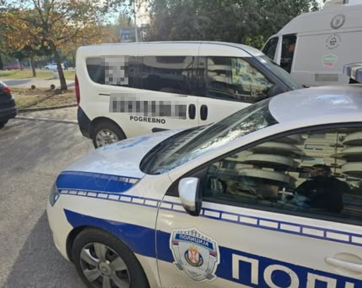 Novi Sad pronađeno je telo bebe u lokvi krvi (4).png